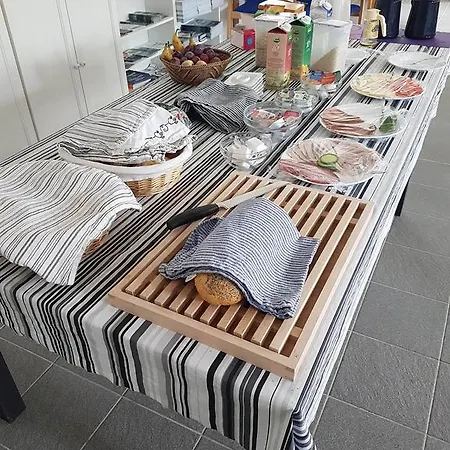 Frühstückspension Engly 3*